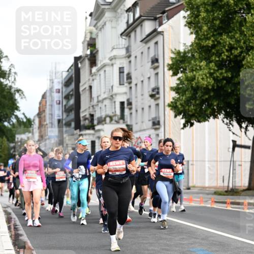 14.06.2026 - REWE Women's Run Dr. Thomas Lammeyer http://msf.ph/oto/9783472 14.06.2026 10:52:36 Laufen  meine-sportfotos.de