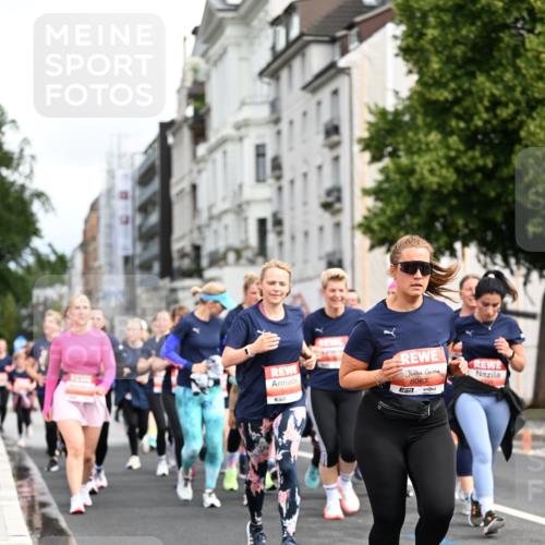 14.06.2026 - REWE Women's Run Dr. Thomas Lammeyer http://msf.ph/oto/9783498 14.06.2026 10:52:38 Laufen 657, 6067, 51 meine-sportfotos.de