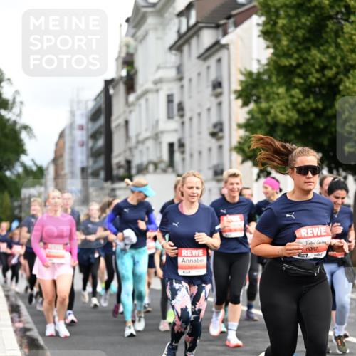 14.06.2026 - REWE Women's Run Dr. Thomas Lammeyer http://msf.ph/oto/9783503 14.06.2026 10:52:38 Laufen 6067, 57 meine-sportfotos.de