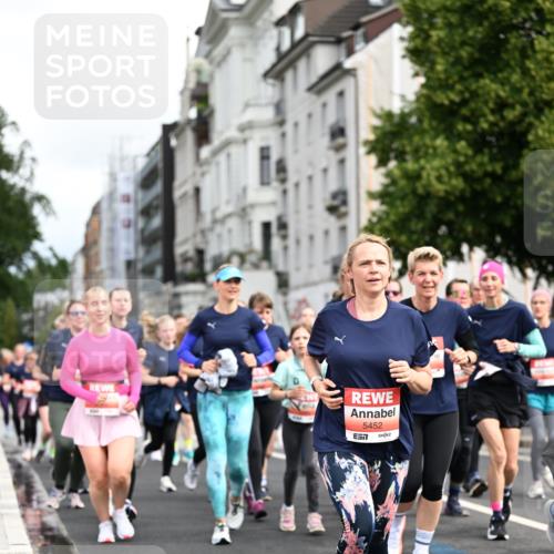 14.06.2026 - REWE Women's Run Dr. Thomas Lammeyer http://msf.ph/oto/9783513 14.06.2026 10:52:39 Laufen 5452 meine-sportfotos.de