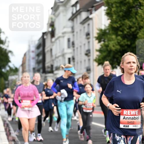 14.06.2026 - REWE Women's Run Dr. Thomas Lammeyer http://msf.ph/oto/9783524 14.06.2026 10:52:40 Laufen 5452 meine-sportfotos.de