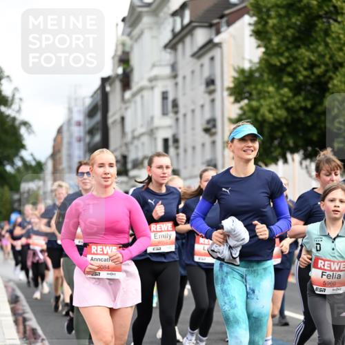 14.06.2026 - REWE Women's Run Dr. Thomas Lammeyer http://msf.ph/oto/9783545 14.06.2026 10:52:41 Laufen 457, 5084, 6013, 5960 meine-sportfotos.de