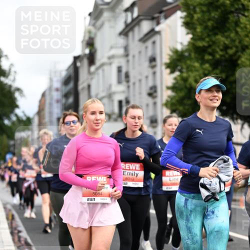 14.06.2026 - REWE Women's Run Dr. Thomas Lammeyer http://msf.ph/oto/9783547 14.06.2026 10:52:42 Laufen 6013, 1577, 5084 meine-sportfotos.de