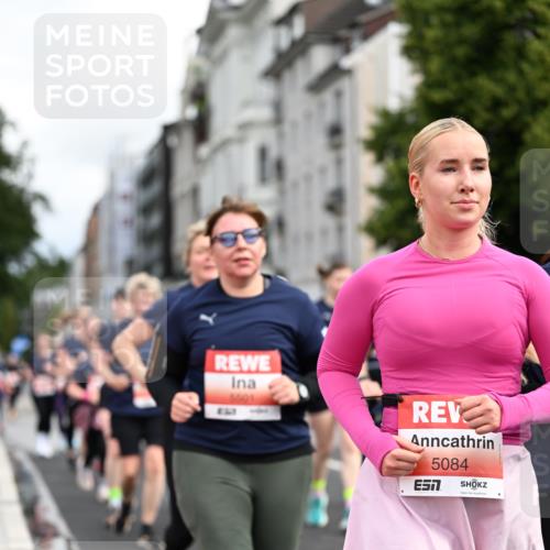 14.06.2026 - REWE Women's Run Dr. Thomas Lammeyer http://msf.ph/oto/9783558 14.06.2026 10:52:43 Laufen 5601, 5084, 7 meine-sportfotos.de