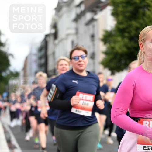 14.06.2026 - REWE Women's Run Dr. Thomas Lammeyer http://msf.ph/oto/9783564 14.06.2026 10:52:43 Laufen 5 meine-sportfotos.de