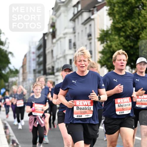 14.06.2026 - REWE Women's Run Dr. Thomas Lammeyer http://msf.ph/oto/9783592 14.06.2026 10:52:45 Laufen 5169, 5710, 5437, 7, 57 meine-sportfotos.de