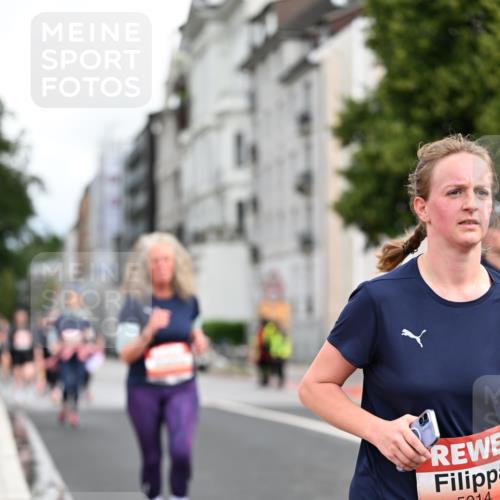 14.06.2026 - REWE Women's Run Dr. Thomas Lammeyer http://msf.ph/oto/9783658 14.06.2026 10:52:51 Laufen 5014 meine-sportfotos.de