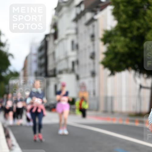 14.06.2026 - REWE Women's Run Dr. Thomas Lammeyer http://msf.ph/oto/9783695 14.06.2026 10:52:53 Laufen  meine-sportfotos.de