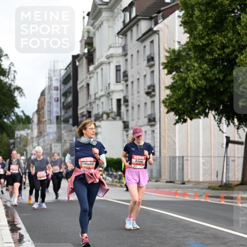 14.06.2026 - REWE Women's Run Dr. Thomas Lammeyer http://msf.ph/oto/9783711 14.06.2026 10:52:54 Laufen 5967, 437 meine-sportfotos.de