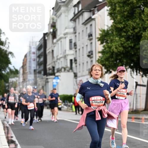 14.06.2026 - REWE Women's Run Dr. Thomas Lammeyer http://msf.ph/oto/9783732 14.06.2026 10:52:56 Laufen 5967, 7, 5545 meine-sportfotos.de