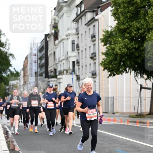 14.06.2026 - REWE Women's Run Dr. Thomas Lammeyer http://msf.ph/oto/9783769 14.06.2026 10:52:58 Laufen 5221 meine-sportfotos.de