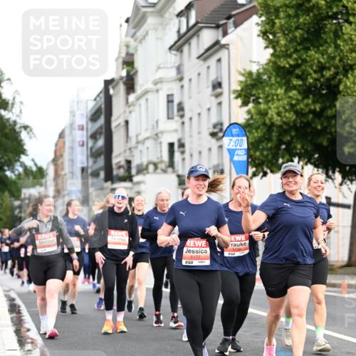 14.06.2026 - REWE Women's Run Dr. Thomas Lammeyer http://msf.ph/oto/9783816 14.06.2026 10:53:01 Laufen 7, 00, 5177, 5439 meine-sportfotos.de