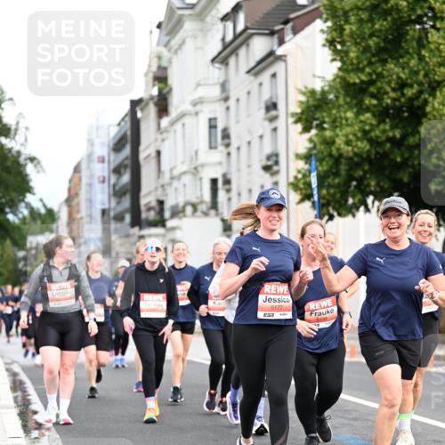14.06.2026 - REWE Women's Run Dr. Thomas Lammeyer http://msf.ph/oto/9783821 14.06.2026 10:53:02 Laufen 5177, 5439 meine-sportfotos.de
