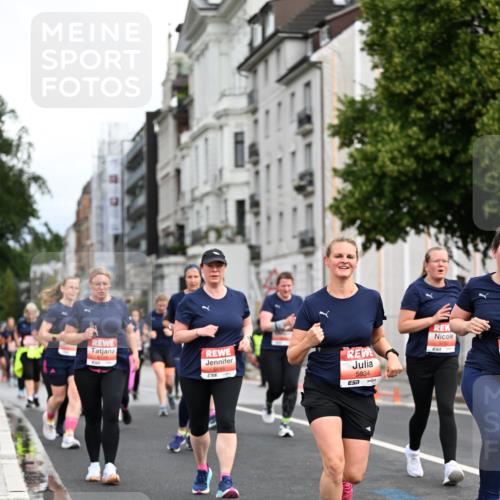 14.06.2026 - REWE Women's Run Dr. Thomas Lammeyer http://msf.ph/oto/9783918 14.06.2026 10:53:09 Laufen 4, 5934, 7, 5751, 7 meine-sportfotos.de