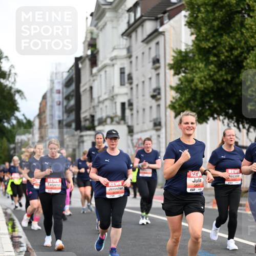 14.06.2026 - REWE Women's Run Dr. Thomas Lammeyer http://msf.ph/oto/9783920 14.06.2026 10:53:10 Laufen 5934 meine-sportfotos.de