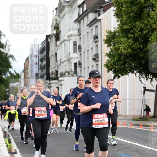 14.06.2026 - REWE Women's Run Dr. Thomas Lammeyer http://msf.ph/oto/9783937 14.06.2026 10:53:11 Laufen 5114, 57, 57, 5699 meine-sportfotos.de