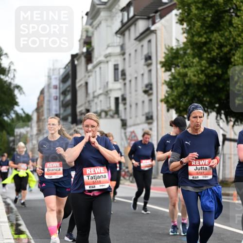 14.06.2026 - REWE Women's Run Dr. Thomas Lammeyer http://msf.ph/oto/9783957 14.06.2026 10:53:12 Laufen 5104, 5114, 57, 5727 meine-sportfotos.de
