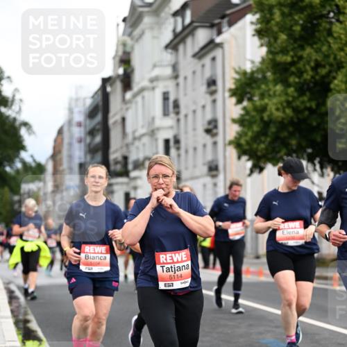 14.06.2026 - REWE Women's Run Dr. Thomas Lammeyer http://msf.ph/oto/9783969 14.06.2026 10:53:13 Laufen 5104, 857, 5114, 57 meine-sportfotos.de