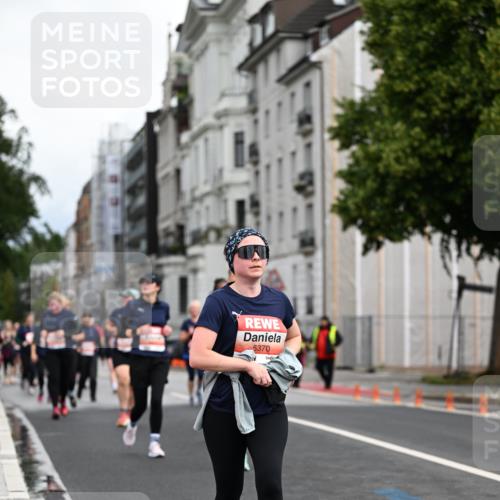 14.06.2026 - REWE Women's Run Dr. Thomas Lammeyer http://msf.ph/oto/9784073 14.06.2026 10:53:20 Laufen 5370 meine-sportfotos.de