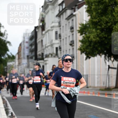 14.06.2026 - REWE Women's Run Dr. Thomas Lammeyer http://msf.ph/oto/9784076 14.06.2026 10:53:20 Laufen 5370 meine-sportfotos.de