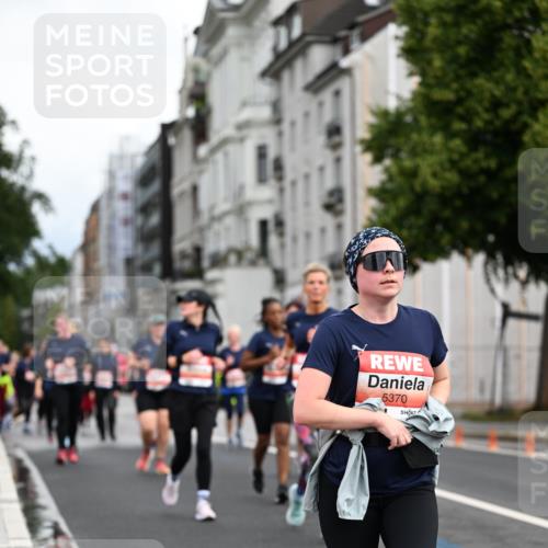 14.06.2026 - REWE Women's Run Dr. Thomas Lammeyer http://msf.ph/oto/9784083 14.06.2026 10:53:21 Laufen 5370 meine-sportfotos.de