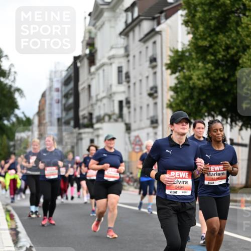 14.06.2026 - REWE Women's Run Dr. Thomas Lammeyer http://msf.ph/oto/9784114 14.06.2026 10:53:23 Laufen 5494, 5149 meine-sportfotos.de