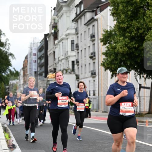 14.06.2026 - REWE Women's Run Dr. Thomas Lammeyer http://msf.ph/oto/9784134 14.06.2026 10:53:25 Laufen 5775, 5903 meine-sportfotos.de