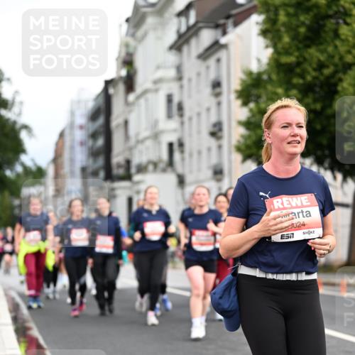 14.06.2026 - REWE Women's Run Dr. Thomas Lammeyer http://msf.ph/oto/9784191 14.06.2026 10:53:29 Laufen 024 meine-sportfotos.de