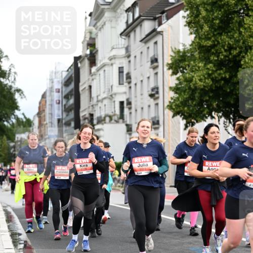 14.06.2026 - REWE Women's Run Dr. Thomas Lammeyer http://msf.ph/oto/9784219 14.06.2026 10:53:31 Laufen 5118, 5119, 77 meine-sportfotos.de