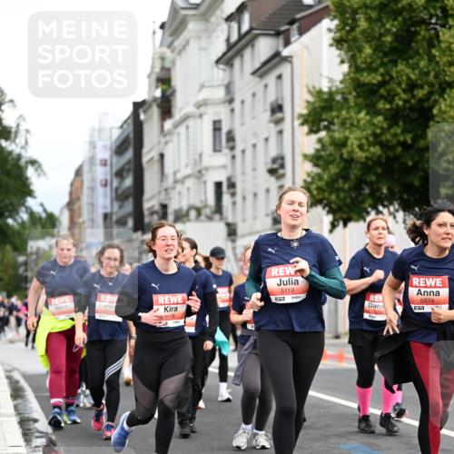 14.06.2026 - REWE Women's Run Dr. Thomas Lammeyer http://msf.ph/oto/9784226 14.06.2026 10:53:31 Laufen 0118, 5119, 7, 5574, 7 meine-sportfotos.de