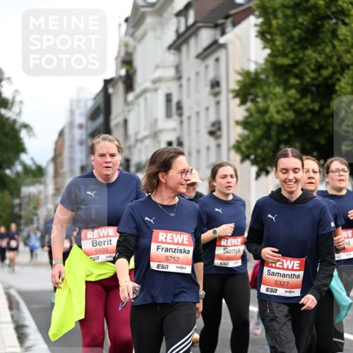 14.06.2026 - REWE Women's Run Dr. Thomas Lammeyer http://msf.ph/oto/9784283 14.06.2026 10:53:35 Laufen 5103, 557, 5752, 5222, 657, 5327 meine-sportfotos.de
