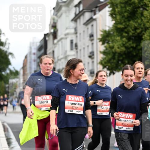 14.06.2026 - REWE Women's Run Dr. Thomas Lammeyer http://msf.ph/oto/9784285 14.06.2026 10:53:35 Laufen 5103, 57, 5752, 5222, 57, 5327 meine-sportfotos.de