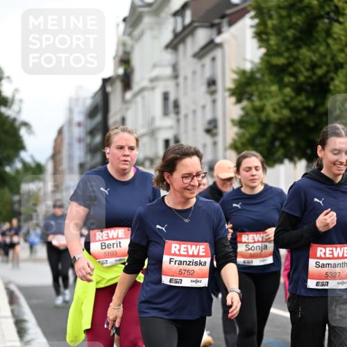 14.06.2026 - REWE Women's Run Dr. Thomas Lammeyer http://msf.ph/oto/9784290 14.06.2026 10:53:35 Laufen 5103, 557, 5222, 657, 5752, 5327 meine-sportfotos.de