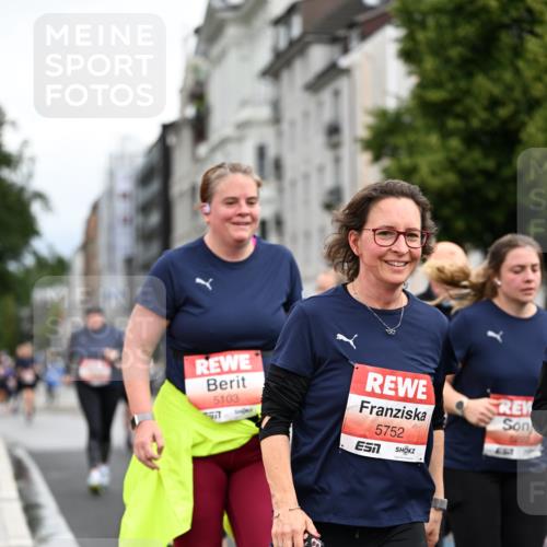 14.06.2026 - REWE Women's Run Dr. Thomas Lammeyer http://msf.ph/oto/9784300 14.06.2026 10:53:36 Laufen 5103, 5752, 637 meine-sportfotos.de