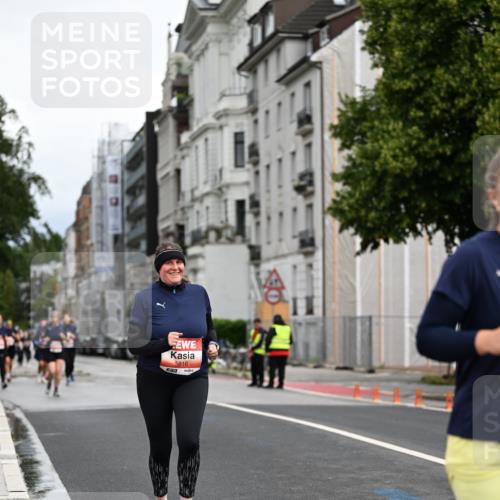 14.06.2026 - REWE Women's Run Dr. Thomas Lammeyer http://msf.ph/oto/9784338 14.06.2026 10:53:38 Laufen 5816 meine-sportfotos.de