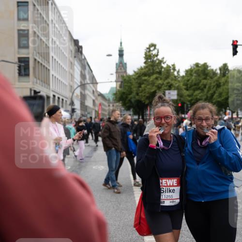 14.06.2026 - REWE Women's Run Michael Strokosch http://msf.ph/oto/9784339 14.06.2026 10:33:04 Laufen 10, 32, 11255, 577 meine-sportfotos.de