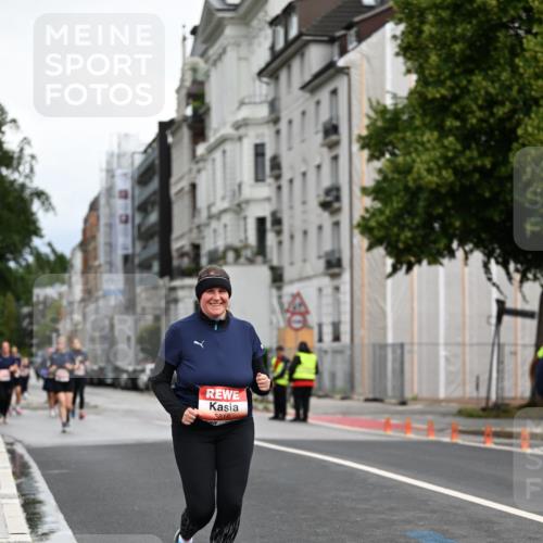 14.06.2026 - REWE Women's Run Dr. Thomas Lammeyer http://msf.ph/oto/9784344 14.06.2026 10:53:39 Laufen 5816 meine-sportfotos.de