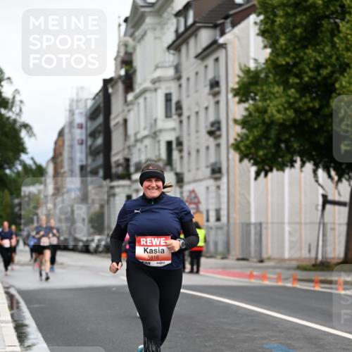 14.06.2026 - REWE Women's Run Dr. Thomas Lammeyer http://msf.ph/oto/9784349 14.06.2026 10:53:39 Laufen 5816 meine-sportfotos.de