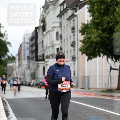 14.06.2026 - REWE Women's Run Dr. Thomas Lammeyer http://msf.ph/oto/9784354 14.06.2026 10:53:39 Laufen 5816 meine-sportfotos.de