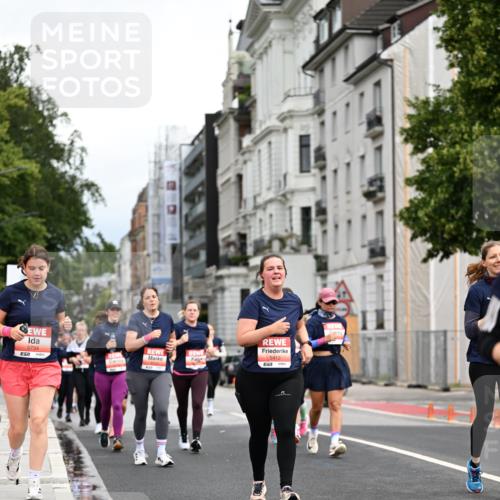 14.06.2026 - REWE Women's Run Dr. Thomas Lammeyer http://msf.ph/oto/9784448 14.06.2026 10:53:49 Laufen 5734, 5412 meine-sportfotos.de
