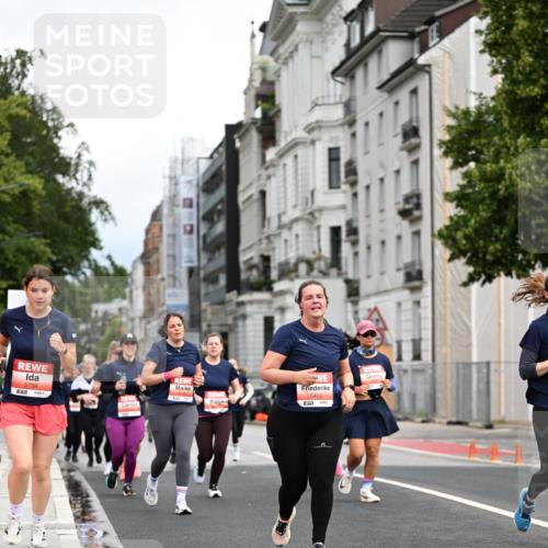 14.06.2026 - REWE Women's Run Dr. Thomas Lammeyer http://msf.ph/oto/9784450 14.06.2026 10:53:50 Laufen 5734, 7, 5412 meine-sportfotos.de