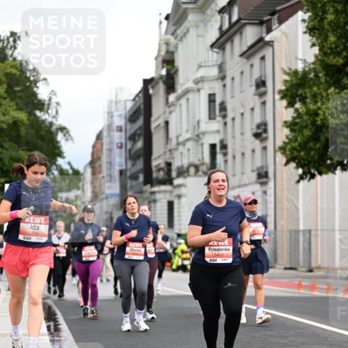 14.06.2026 - REWE Women's Run Dr. Thomas Lammeyer http://msf.ph/oto/9784460 14.06.2026 10:53:50 Laufen 5734, 7, 5412 meine-sportfotos.de