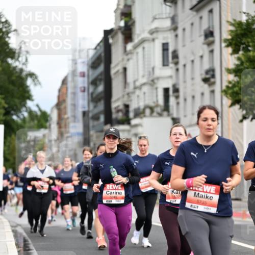 14.06.2026 - REWE Women's Run Dr. Thomas Lammeyer http://msf.ph/oto/9784497 14.06.2026 10:53:53 Laufen 5319, 57, 5229, 57, 5735, 657 meine-sportfotos.de