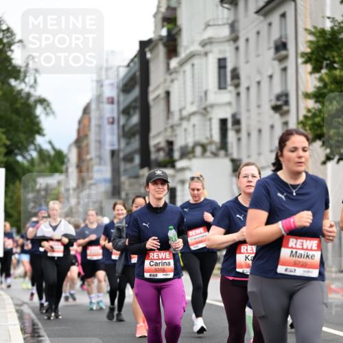 14.06.2026 - REWE Women's Run Dr. Thomas Lammeyer http://msf.ph/oto/9784500 14.06.2026 10:53:53 Laufen 5319, 57, 5, 5735 meine-sportfotos.de