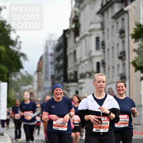 14.06.2026 - REWE Women's Run Dr. Thomas Lammeyer http://msf.ph/oto/9784551 14.06.2026 10:53:59 Laufen 5510, 5875, 7, 5065 meine-sportfotos.de