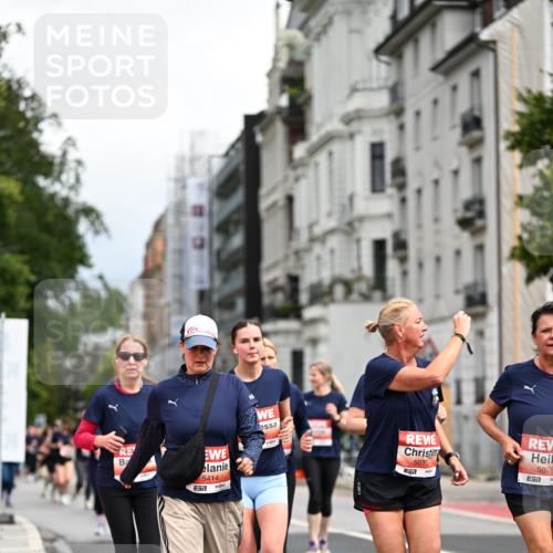 14.06.2026 - REWE Women's Run Dr. Thomas Lammeyer http://msf.ph/oto/9784629 14.06.2026 10:54:04 Laufen 5414, 7, 5075, 7, 5076, 7 meine-sportfotos.de