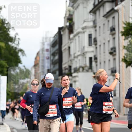 14.06.2026 - REWE Women's Run Dr. Thomas Lammeyer http://msf.ph/oto/9784634 14.06.2026 10:54:04 Laufen 5414, 7, 6041, 5075 meine-sportfotos.de