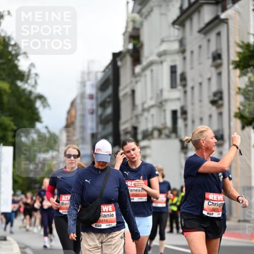 14.06.2026 - REWE Women's Run Dr. Thomas Lammeyer http://msf.ph/oto/9784638 14.06.2026 10:54:04 Laufen 5414, 7, 6041, 577, 507, 7 meine-sportfotos.de