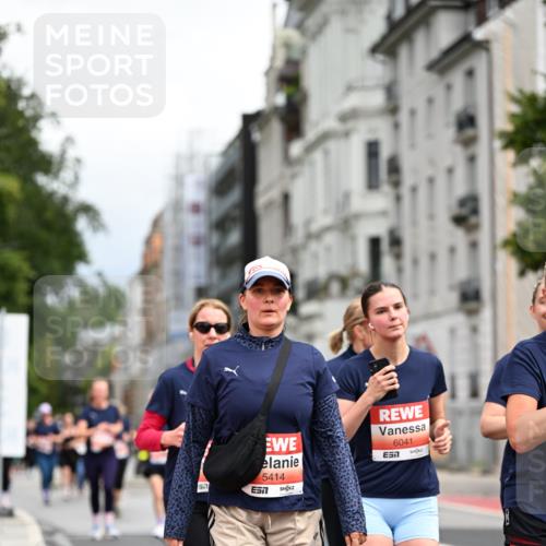 14.06.2026 - REWE Women's Run Dr. Thomas Lammeyer http://msf.ph/oto/9784656 14.06.2026 10:54:05 Laufen 51, 5414, 7, 6041, 7 meine-sportfotos.de