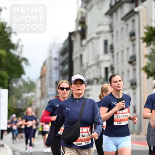 14.06.2026 - REWE Women's Run Dr. Thomas Lammeyer http://msf.ph/oto/9784658 14.06.2026 10:54:06 Laufen 5414, 6041, 57 meine-sportfotos.de